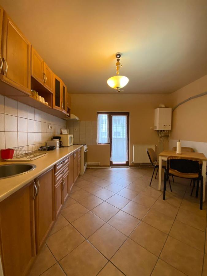Apartament Leya Apartment Deva Exterior photo